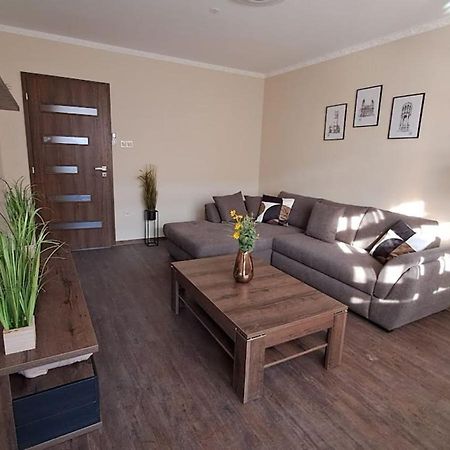 Szilfak City Apartman Hajdúszoboszló Eksteriør bilde